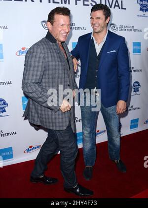 Christos Vasilopoulos, Costas Mandylor, nimmt am jährlichen Los Angeles Greek Film Festival 8. Teil, das im Ägyptischen Theater in Hollywood, Kalifornien, stattfindet. Stockfoto