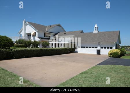 Ein allgemeiner Blick auf die Southfork Ranch, aus der CBS Television Series 'Dallas', in Parker, Texas. Stockfoto