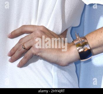Annie Wersching bei der Premiere von 'Extant' in Los Angeles, Kalifornien. Stockfoto