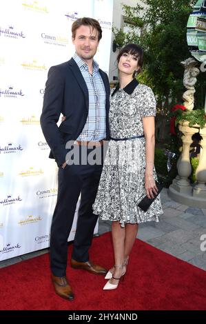 John Reardon und Meghan Ory nehmen an der Sommer 2014 TCA: Hallmark's „Northpole Christmas Cembary“ im Northpole Manor in Beverley Hills Teil Stockfoto