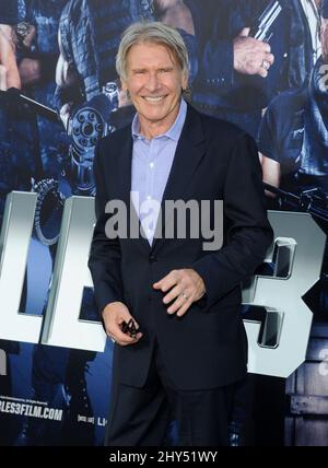 Harrison Ford kommt zur Premiere der Expendables 3 im Chinese Theatre, Los Angeles. Stockfoto