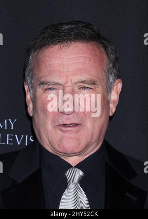 DATEI-FOTO: Robin Williams stirbt mit 63 Jahren. 30. November 2011 Beverly Hills, Ca. Robin Williams BAFTA Los Angeles 2011 Britannia Awards im Beverly Hilton Hotel Stockfoto