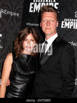 Kelly Macdonald und Dougie Payne nehmen an der Premiere für die letzte Staffel von HBO's 'Boardwalk Empire' am Mittwoch, den 3. September 2014 in New York Teil. Stockfoto