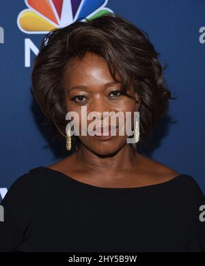 Alfre Woodard nimmt an der NBC Vanity Fair 2014-2015 TV Season Red Carpet Event in der Hyde Sunset Kitchen Teil Stockfoto