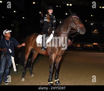 Jennifer Gates während des Longines Los Angeles Masters Charity Pro-am im Los Angeles Convention Center. Stockfoto