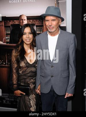 Billy Bob Thornton & Connie Angland bei der Premiere von „The Judge“ in Los Angeles an der Academy of Motion Picturs, Beverly Hills, CA, 1. Oktober 2014. Stockfoto