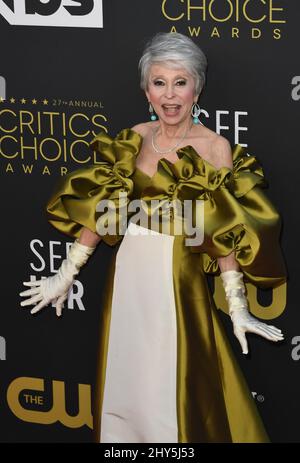 Los Angeles, Kalifornien, USA. 13. März 2022. Rita Moreno nimmt am 13. März 2022 an den Annual Critics Choice Awards 27. im Fairmont Century Plaza in Los Angeles, Kalifornien, Teil. Foto: Casey Flanigan/imageSPACE/MediaPunch Credit: MediaPunch Inc/Alamy Live News Stockfoto