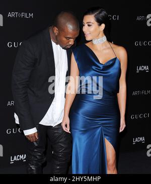 Kim Kardashian, Kanye West, Teilnahme an der LACMA Art + Film Gala 2014 zu Ehren von Barbara Kruger und Quentin Tarantino, die in Los Angeles, Kalifornien, stattfand. Stockfoto