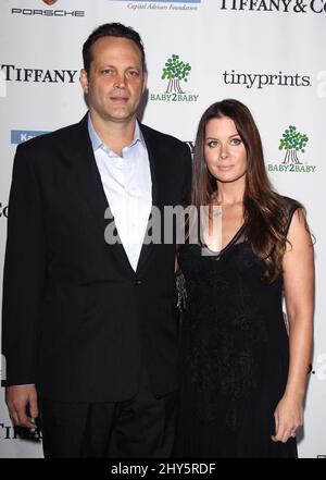 Vince Vaughn und Kyla Weber nahmen an der Gala 2014 Baby2Baby zu Ehren von Kate Hudson Teil Stockfoto