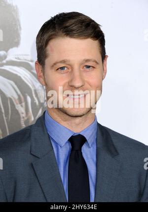 Benjamin McKenzie bei der Premiere von „American Sniper“ in New York Stockfoto