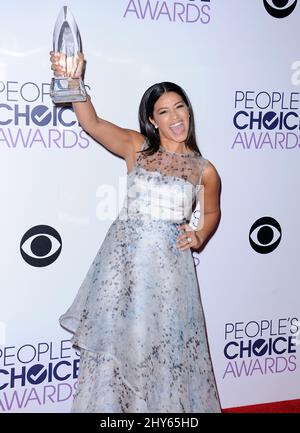 Gina Rodriguez besuchte den Presseraum der jährlichen People's Choice Awards 41. in Los Angeles, Kalifornien. Stockfoto