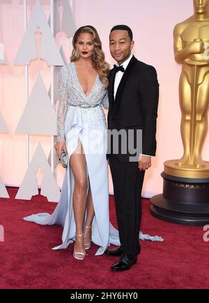 Chrissy Teigen und John Legend bei den Annual Academy Awards 87. im Dolby Theater in Los Angeles, USA. Stockfoto