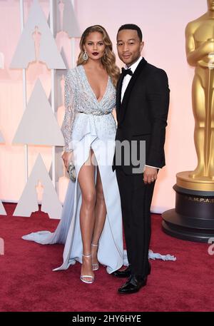 Chrissy Teigen und John Legend bei den Annual Academy Awards 87. im Dolby Theater in Los Angeles, USA. Stockfoto