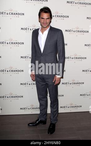 Roger Federer nimmt an der Moet & Chandon Cocktail Soiree Teil, um den Karriereerfolg von 00. durch den globalen Botschafter Roger Federer im Four Seasons Hotel in Los Angeles, Kalifornien, zu feiern. Stockfoto