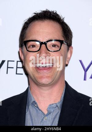 Joshua Malina nimmt an einer Fotoveranstaltung für „Skandal“ im Rahmen des PaleyFest 2015 in Los Angeles, Kalifornien, Teil. Stockfoto