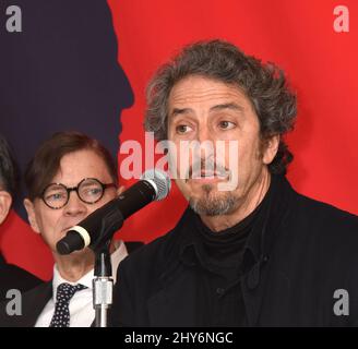 Daniel Ezralow als Zhenjiang Media Group und Legend River Entertainment veranstalten eine Pressekonferenz, um eine neue Theaterproduktion von „Pearl“ basierend auf dem Leben von Pearl S. Buck im Beverly Hilton Hotel anzukündigen Stockfoto