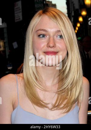 Dakota Fanning bei der New Yorker Premiere von „Effie Grey“ Stockfoto