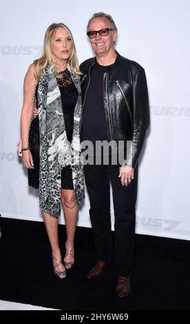 Peter Fonda, Margaret DeVogelaere „Furious 7“ Weltpremiere im TCL Chinese Theatre IMAX Stockfoto