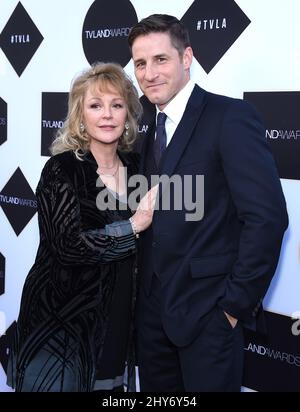 Bonnie Bedelia und Sam Jaeger nahmen an den TV LAND Awards 2015 im Saban Theater in Los Angeles, USA, Teil. Stockfoto