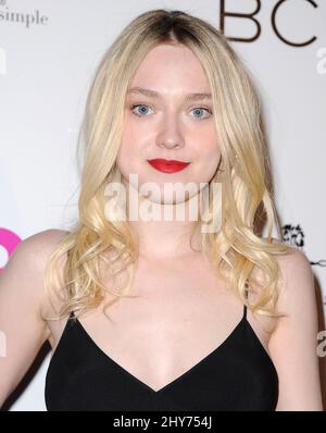 Dakota Fanning nimmt an der NYLON Teil und BCBGeneration präsentiert die jährliche Mai Young Hollywood Issue Party im HYDE Sunset: Küche + Cocktails Stockfoto