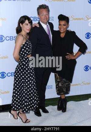 Lindsay Sloane, Matthew Perry, Yvette Nicole Brown, bei der CBS Summer Soiree im London Hotel Stockfoto