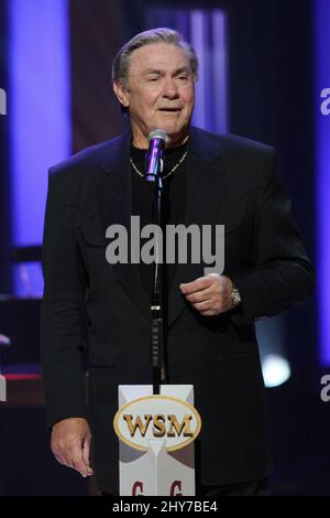 9. Oktober 2010 Nashville, Tn. Jim Ed Brown Grand Ole Opry fand im Grand Ole Opry House statt Stockfoto