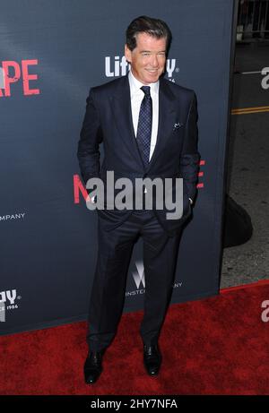 Pierce Brosnan bei der Premiere von No Escape im Regal Cinemas L.A. LIVE, Los Angeles. Stockfoto