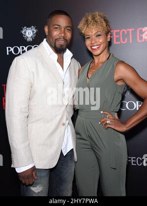 Michael Jai White & Gillian Waters nehmen an der Weltpremiere „The Perfect Guy“ im WGA Theatre, Los Angeles, USA, Teil. Stockfoto