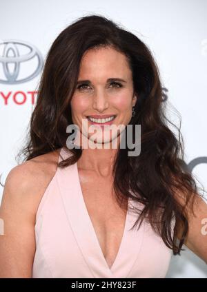 Andie MacDowell nimmt am 25.. Jahrestag der Environmental Media Association in den Warner Brother Studios Lot Teil Stockfoto