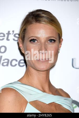 Gwyneth Paltrow nimmt am 25.. Jahrestag der Environmental Media Association in den Warner Brother Studios Lot Teil Stockfoto