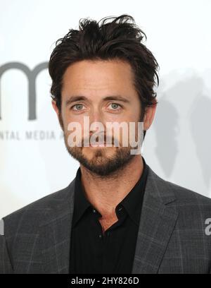 Justin Chatwin nahm am 25.. Jahrestag der Environmental Media Association in den Warner Brother Studios Lot Teil Stockfoto