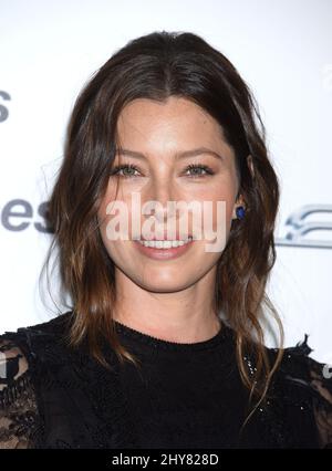 Jessica Biel nimmt am 25.. Jahrestag der Environmental Media Association in den Warner Brother Studios Lot Teil Stockfoto