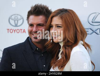 Rachelle Lefevre und Chris Crary nahmen am 25.. Jahrestag der Environmental Media Association in den Warner Brother Studios Lot Teil Stockfoto