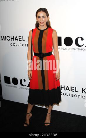 Camilla Belle nimmt an Michael Kors Teil und präsentiert das Distinguished Women in the Arts Lunch des Museums für zeitgenössische Kunst im Beverly Wilshire Hotel in Los Angeles, USA. Stockfoto