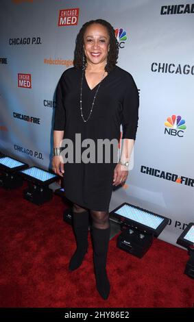 Die Feierlichkeiten „Chicago Fire“, „Chicago P.D.“ und „Chicago Med“ von S. Epatha Merkerson NBC Stockfoto