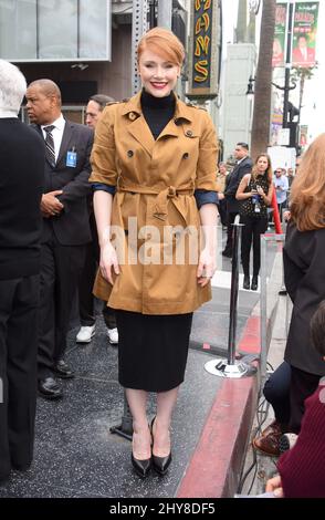 Bryce Dallas Howard nimmt an der Zeremonie zu Ehren von Ron Howard mit seinem 2.-Sterne-Stern auf dem Hollywood Walk of Fame Teil Stockfoto