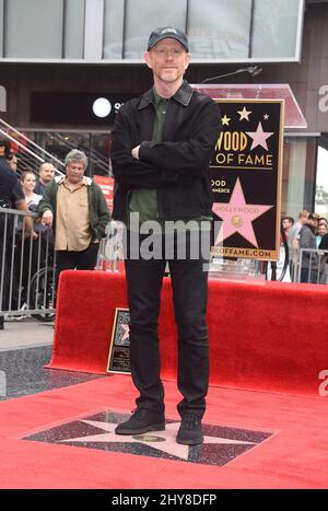 Ron Howard nimmt an der Zeremonie zu Ehren von Ron Howard mit seinem 2.-Sterne-Stern auf dem Hollywood Walk of Fame Teil Stockfoto