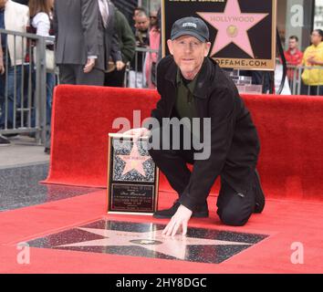 Ron Howard nimmt an der Zeremonie zu Ehren von Ron Howard mit seinem 2.-Sterne-Stern auf dem Hollywood Walk of Fame Teil Stockfoto