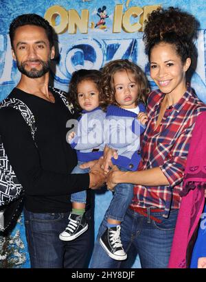 Sherri Sum, Kamar De Los Reyes, John und Michael bei Disney on Ice präsentieren „Frozen“ in Los Angeles Stockfoto