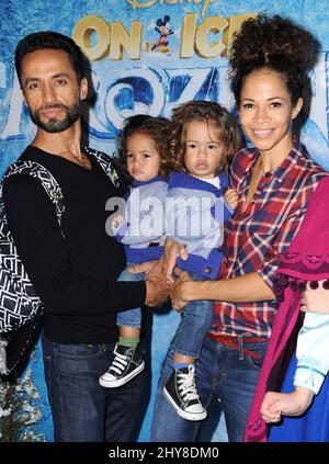 Sherri Sum, Kamar De Los Reyes, John und Michael bei Disney on Ice präsentieren „Frozen“ in Los Angeles Stockfoto