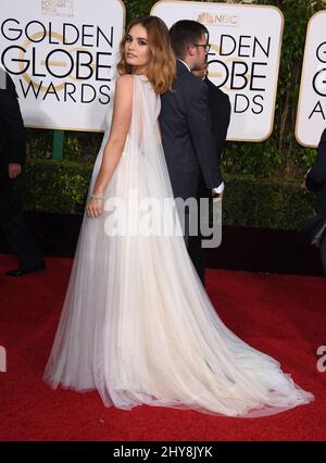 Lily James nimmt an den jährlichen Golden Globe Awards 73. Teil, die am 10. Januar 2016 im Beverly Hilton Hotel in Los Angeles verliehen wurden. Stockfoto