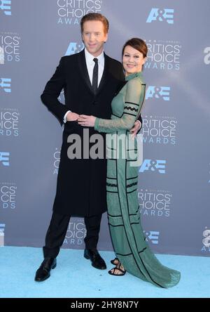 Damian Lewis & Helen McCrory nehmen an den Annual Critics' Choice Awards 21. Teil, die im Barker Hanger am Flughafen Santa Monica verliehen werden Stockfoto