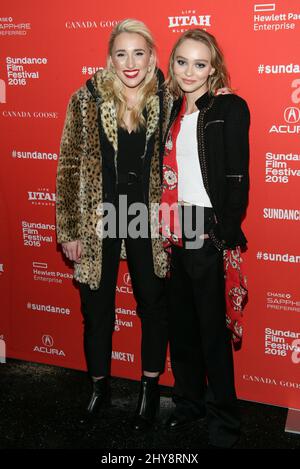 Harley Quinn Smith und Lily-Rose Depp bei der Premiere von „Yoga Hoser“ beim Sundance Film Festival 2016 Stockfoto