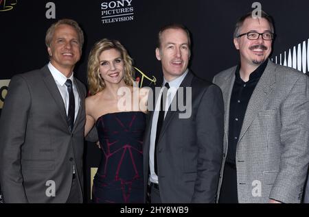 Patrick Fabian, Rhea Seehorn, Bob Odenkirk und Vince Gilligan nahmen an der Premiere der Saison 2 in den ArcLight Cinemas Culver City Teil Stockfoto