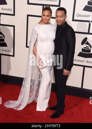 Chrissy Teigen, John Legend bei der Ankunft bei den jährlichen Grammy Awards 58. im Staples Center, Los Angeles Stockfoto