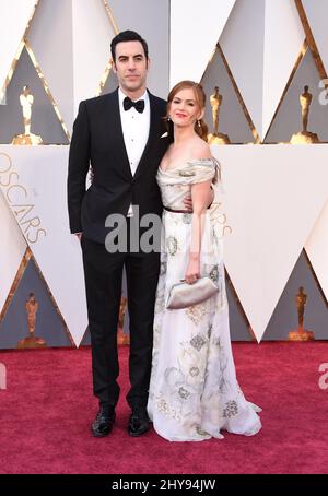 Sacha Baron Cohen und Isla Fisher bei den Annual Academy Awards 88. im Dolby Theater Stockfoto