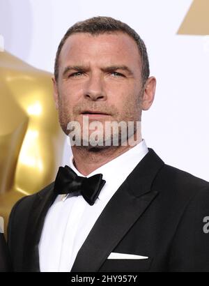 Liev Schreiber im Pressesaal während der Annual Academy Awards 88. - Pressesaal im Dolby Theater. Stockfoto