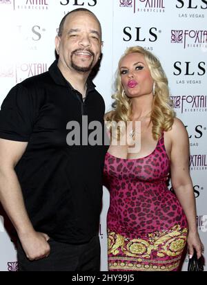 Ice T, Coco Austin als Coco Austin ihren 37.. Geburtstag im Foxtail Nightclub im SLS Las Vegas Hotel feiert Stockfoto