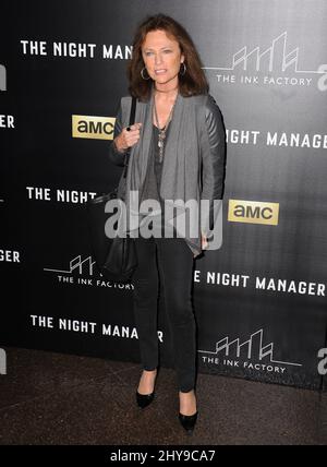 Jacqueline Bisset bei der Premiere von „The Night Manager“ in Los Angeles Stockfoto