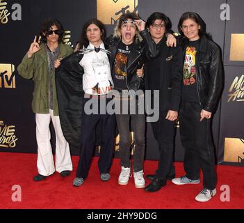 Der Wolfpack, der an den MTV Movie Awards 2016 in den Warner Bros. Studios in Los Angeles, USA, teilnahm. Stockfoto